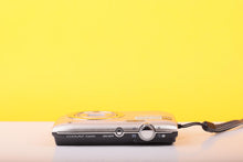 Load image into Gallery viewer, Nikon Coolpix S2600 Digital Compact Camera – 14MP 5x Wide Optical Zoom
