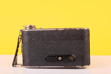 Load image into Gallery viewer, Agfa Billy-Clack 120 Medium Format Folding Film Camera
