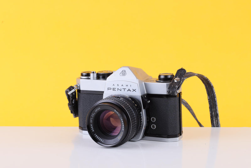 Asahi Pentax SP1000 35mmSLR Film Camera with SMC Takumar 55mm f/2 Lens