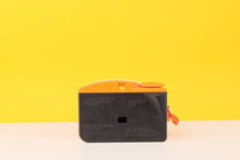 Load image into Gallery viewer, Kids Focus Free 35mm Film Camera Pet Design

