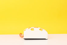 Load image into Gallery viewer, Kids Focus Free 35mm Film Camera Pet Design
