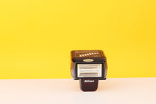 Load image into Gallery viewer, Nikon Speedlight SB-23 Flash
