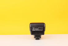 Load image into Gallery viewer, Nikon Speedlight SB-23 Flash
