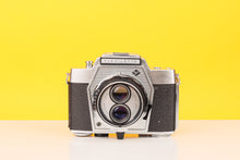 Load image into Gallery viewer, Agfa Flexilette 35mm TLR Film Camera with Apotar 45mm f2.8 Lens
