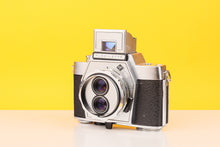 Load image into Gallery viewer, Agfa Flexilette 35mm TLR Film Camera with Apotar 45mm f2.8 Lens
