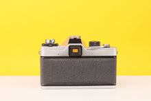 Load image into Gallery viewer, Praktica LB 35mm Film Camera With Pentacon 50mm f1.8 lens
