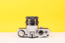 Load image into Gallery viewer, Praktica LB 35mm Film Camera With Pentacon 50mm f1.8 lens
