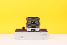 Load image into Gallery viewer, Praktica LB 35mm Film Camera With Pentacon 50mm f1.8 lens
