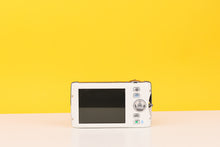 Load image into Gallery viewer, Pentax Optio P70 Compact Digital Camera Boxed
