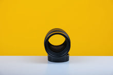 Load image into Gallery viewer, Vivitar 135mm f2.8 Telephoto Lens for Olympus

