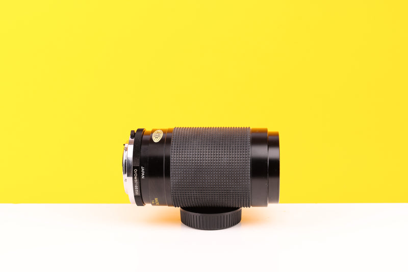 Vivitar 70-300mm f4.2-5.8 Macro Focusing Zoom Lens
