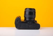 Load image into Gallery viewer, Yashica 300 Auto Focus 35mm Film Camera with 28 - 70mm f/3.5 - 4.5 Lens
