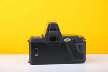 Load image into Gallery viewer, Yashica 230 AF 35mm Film Camera with Yashica 35-105mm f3.5 - 4.5 Macro Lens
