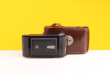 Load image into Gallery viewer, Zeiss Ikon 510 / 2 Folding 120 Film Camera
