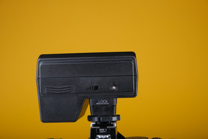 Konica X-24 Auto Flash