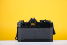 Load image into Gallery viewer, Yashica TL Electro X 35mm SLR Film Camera with Carl Zeiss 50mm f2.8 Tessar Lens

