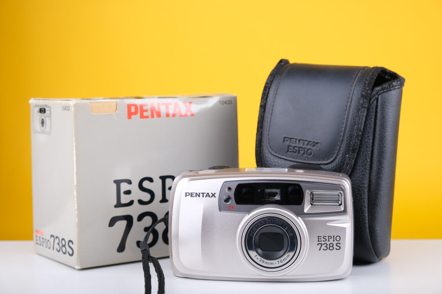 Pentax ESPIO 738S 35mm Film Point and Shoot Camera Boxed