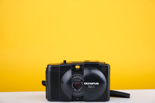 Load image into Gallery viewer, Olympus XA1 35mm Point and Shoot Film Camera Boxed with Flash
