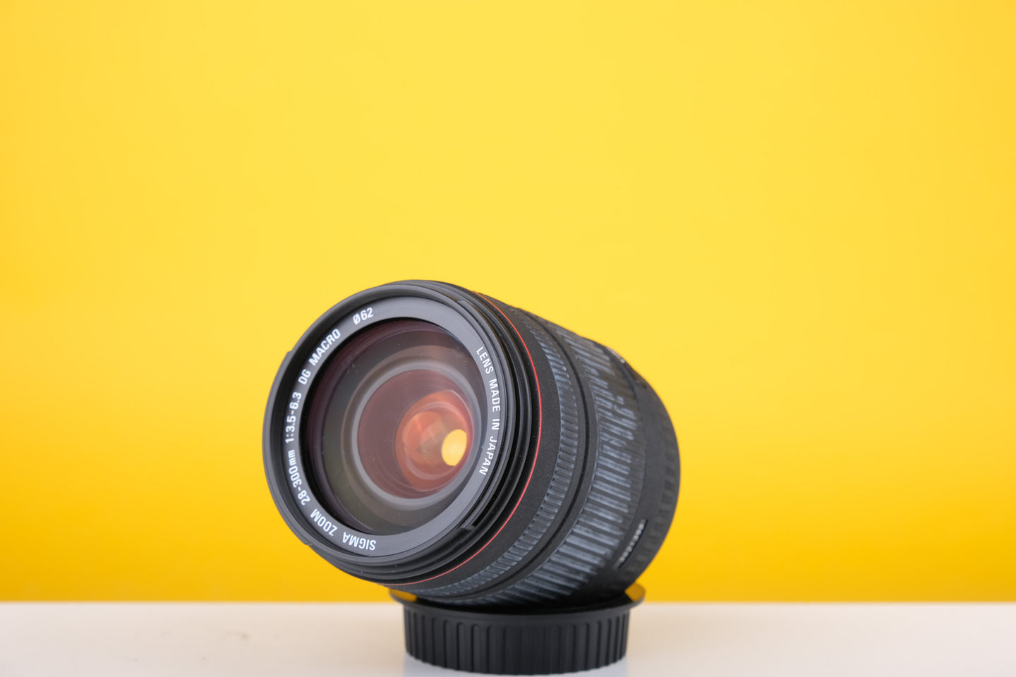 Sigma DG 28-300mm f3.5-6.3 Canon Fit Lens