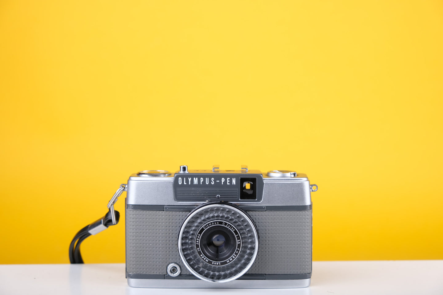 Olympus Pen EE-2 35mm Half-Frame Film Camera