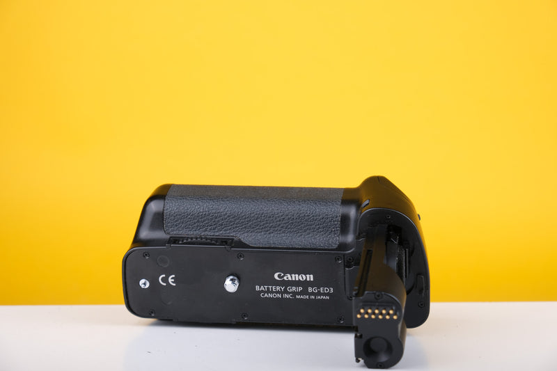 Canon Battery Grip BG-ED3 with Two Batteries