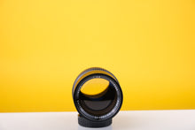 Load image into Gallery viewer, Helios 135mm f2.8 Lens M42 Mount
