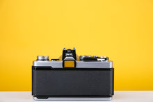 Load image into Gallery viewer, Olympus OM-1n 35mm SLR Film Camera with Zuiko 50mm f1.8 Lens
