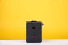 Load image into Gallery viewer, Zeiss Ikon Box Tengor Camera
