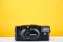 Load image into Gallery viewer, Olympus XA2 35mm Point and Shoot Film Camera wit A11 Flash
