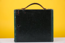 Load image into Gallery viewer, Brownie No116 Film Camera in Green
