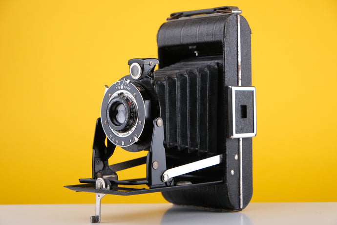Kodak Six 20 Junior Deluxe 120 Medium Format Film Camera