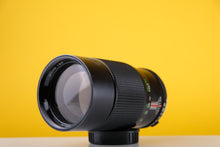 Load image into Gallery viewer, Vivitar 200mm f3.5 Lens Olympus OM Mount
