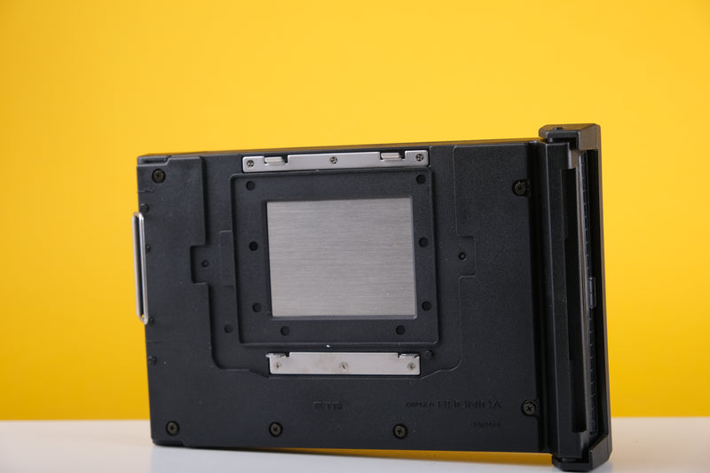 Bronica ETRSi Polaroid Land Pack Film Back