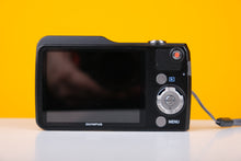 Load image into Gallery viewer, Olympus VG-170 Digicam Vintage Digital Compact Camera
