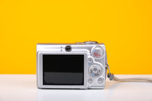 Load image into Gallery viewer, Canon IXUS 750 Digicam Vintage Compact Digital Camera

