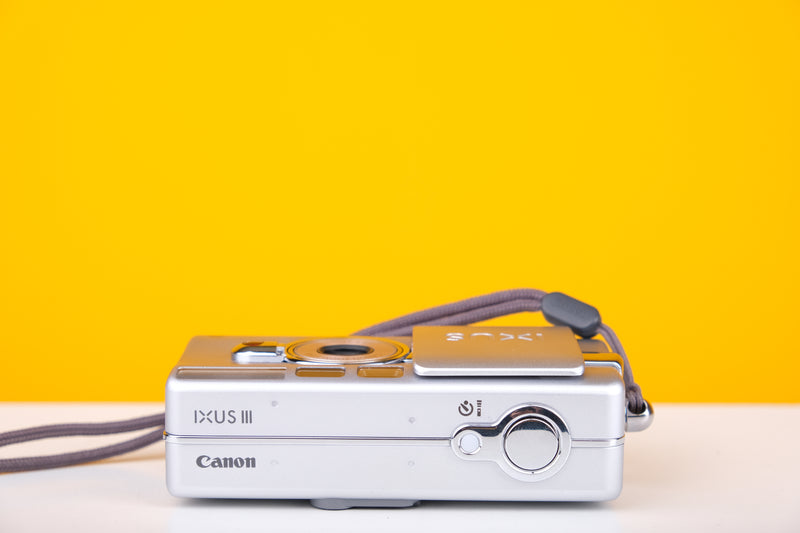 Canon  IXUS III APS Point and Shoot Film Camera Boxed