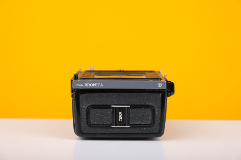 Bronica ETRS 220 Back