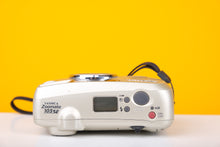 Load image into Gallery viewer, Yashica Zoomate 105SE 35mm Point and Shoot Film Camera
