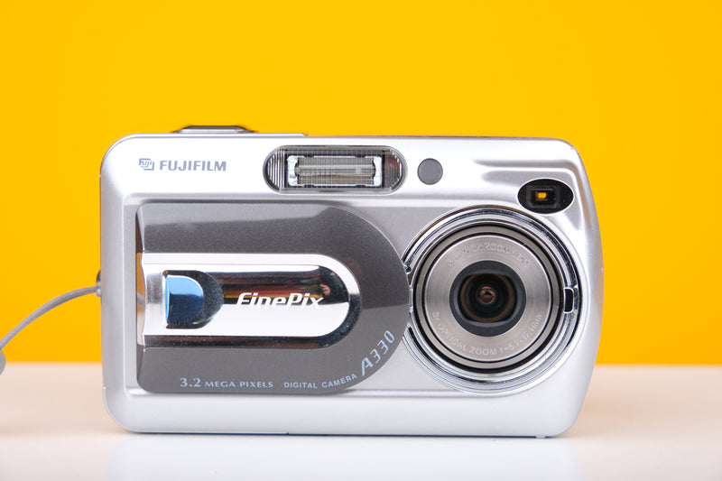 Fujifilm Finepix A330 Digicam Vintage Digital Camera