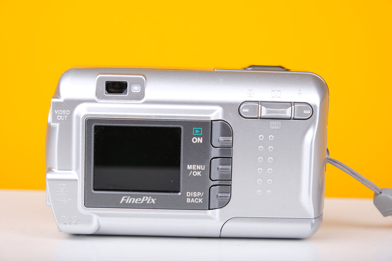 Fujifilm Finepix A330 Digicam Vintage Digital Camera