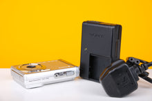 Load image into Gallery viewer, Sony DSC W80 Digicam Vintage Digital Camera
