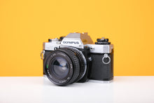 Load image into Gallery viewer, Olympus OM10 35mm SLR Film Camera with Osawa 28mm f2.8 Lens
