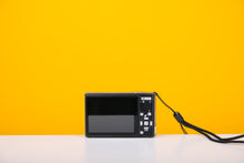 Load image into Gallery viewer, Vivitar ViviCam 7500i
