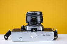 Load image into Gallery viewer, Praktica MTL5 B 35mm Film Camera with Helios 58mm f2 Prime Lens
