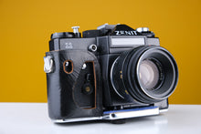 Load image into Gallery viewer, Zenit 11 35mm Film Camera with Helios 44M 58mm f2 Lens
