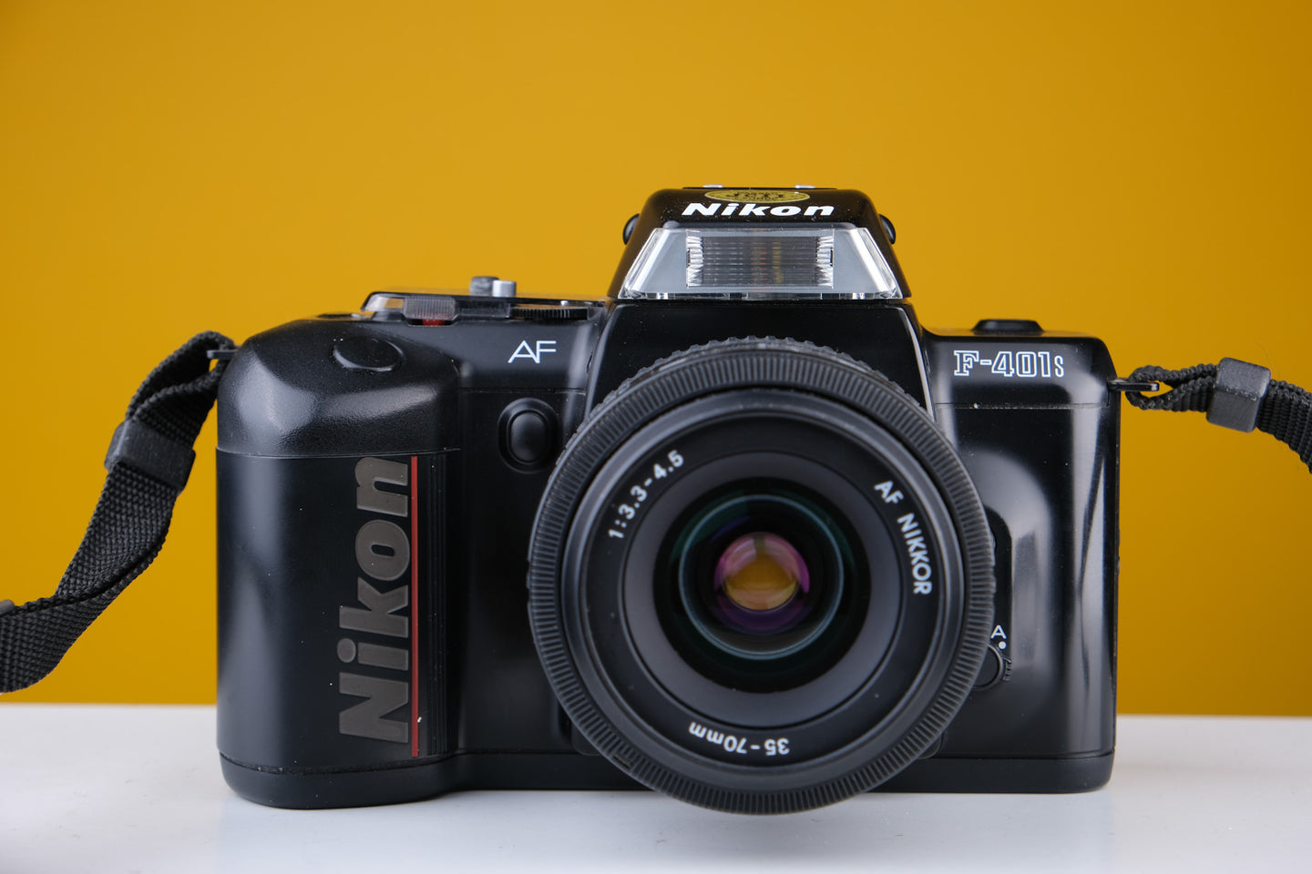 Nikon F-401s 35mm SLR Film Camera with 35-70mm f3.3-4.5 Lens