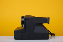 Load image into Gallery viewer, Polaroid 1000S Land Camera Instant Photo Camera
