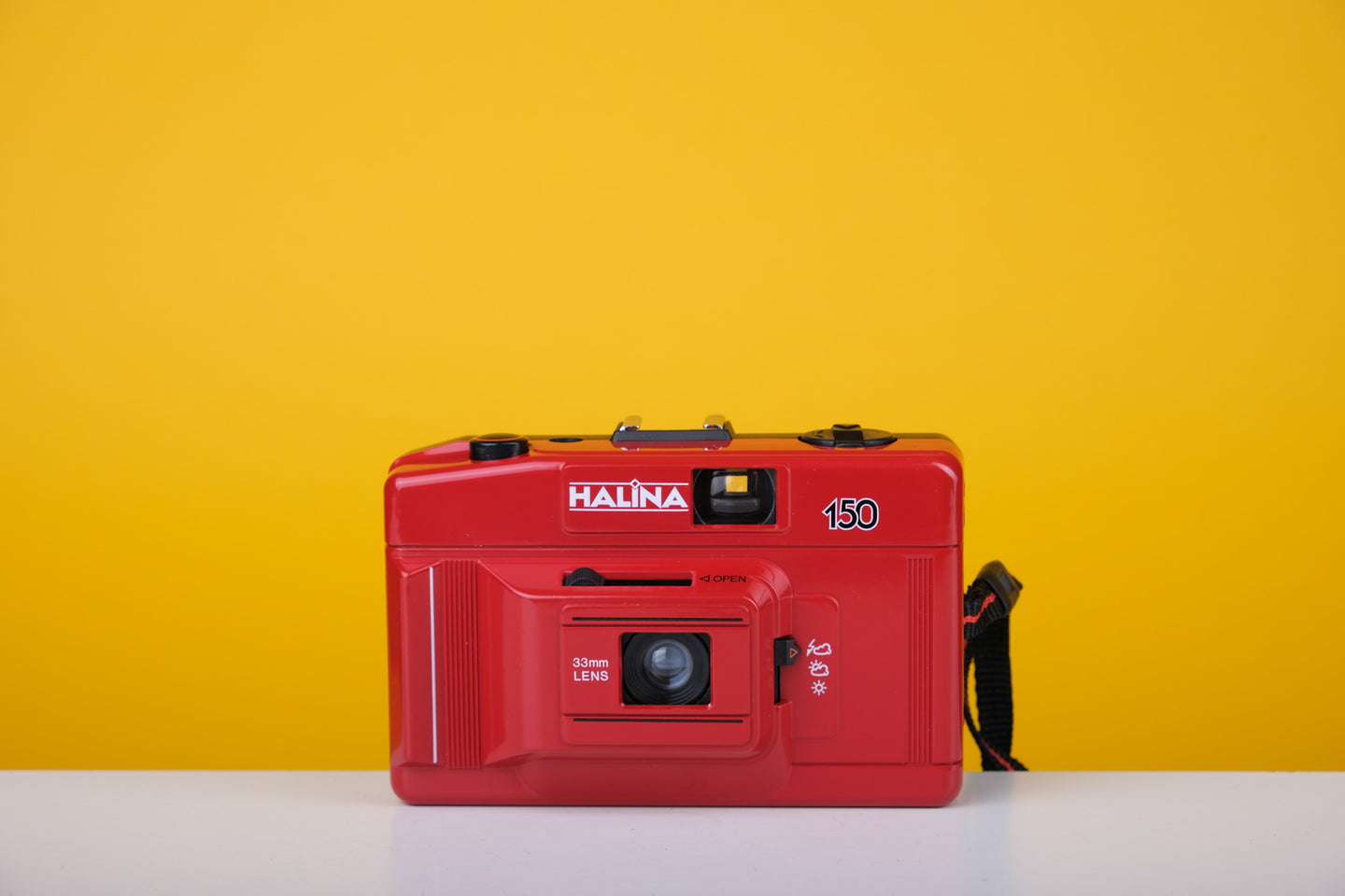 Halina 35mm Point and Shoot Film Camera Boxed