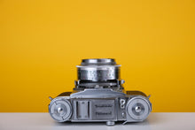 Load image into Gallery viewer, Voigtlander Prominent 35mm Rangefinder Film Camera
