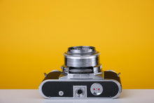 Load image into Gallery viewer, Voigtlander Prominent 35mm Rangefinder Film Camera
